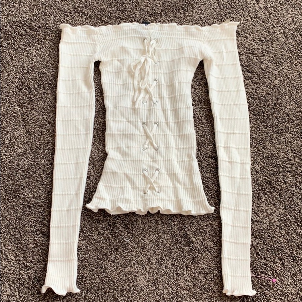 Off-white off the shoulder long sleeve shirt